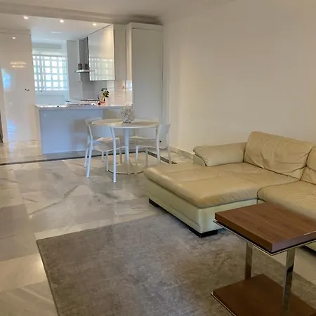 Alexandra Apartment Marbella