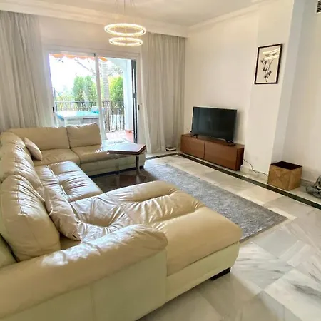 Apartment Alexandra *